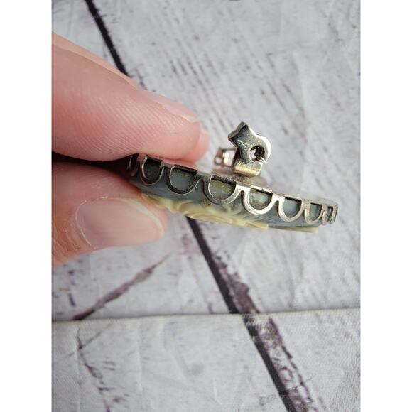 Vintage Blue Cameo Brooch Pin With Pony Tail - Picture 3 of 5